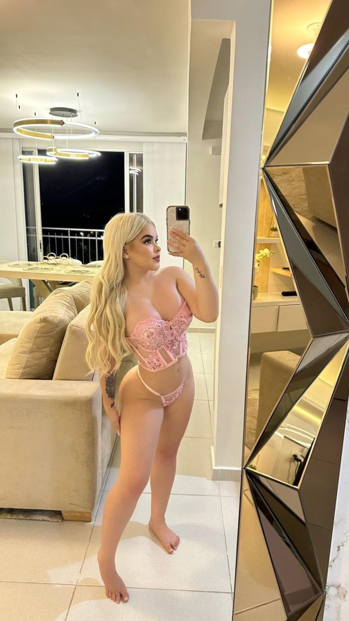 Novedad hermosa mujer latina de alto impacto, REAL