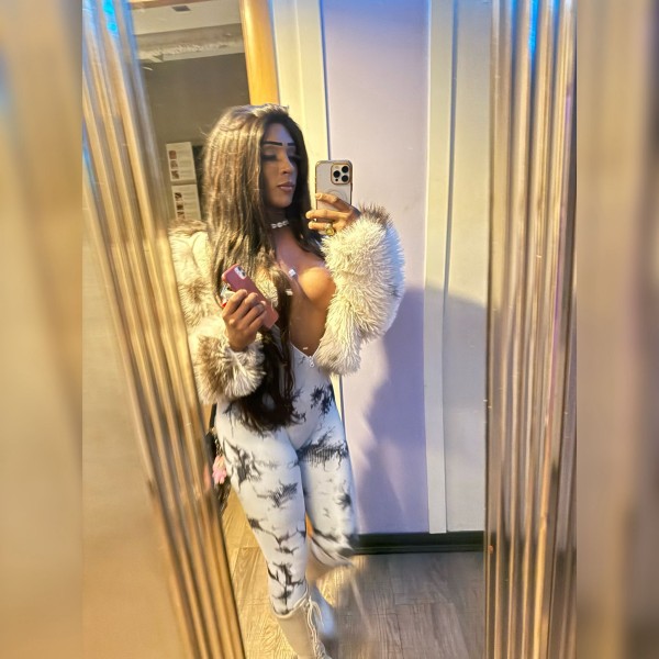 JOYCE GUARRA CACHONDA POLLONA MUY ATREVIDA