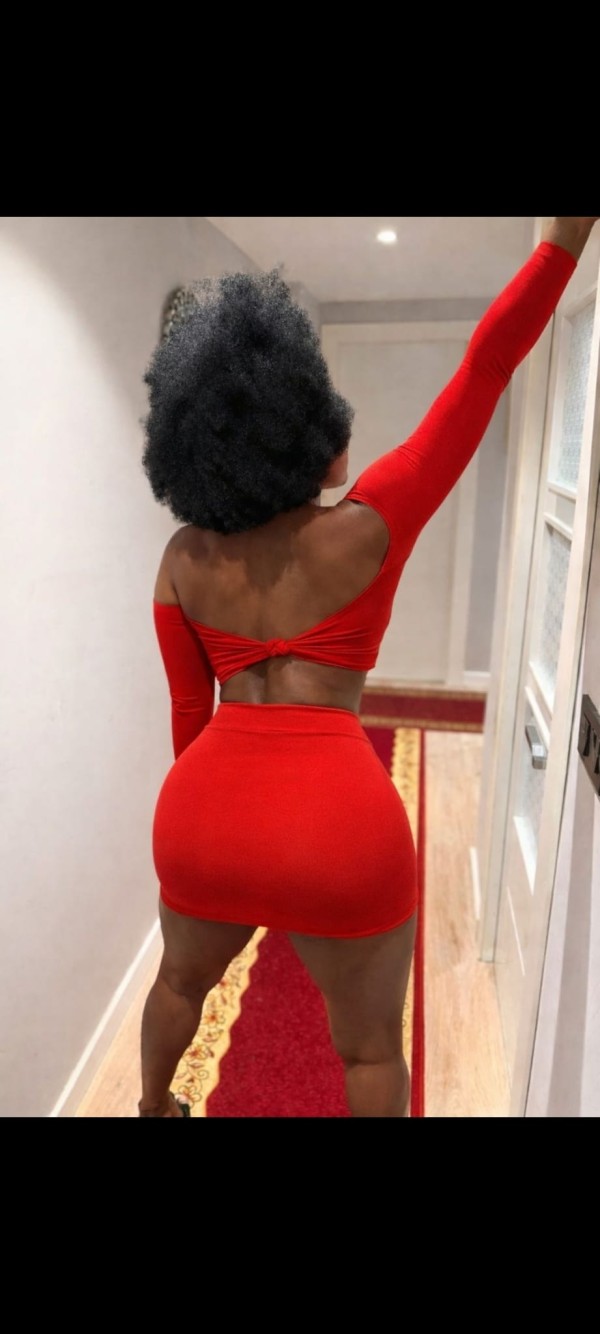 Soy una chica. Mulata muy divertida  alegre primera.Vez en Torrelavega
