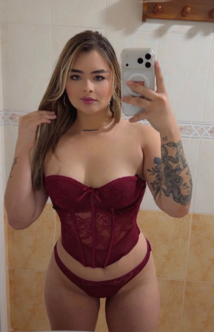 Cachonda fiestera y cariñosa y sexy