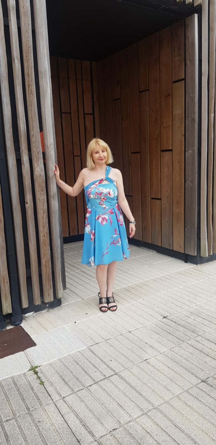 Gallegiña rubia pequeña 1,53manejable