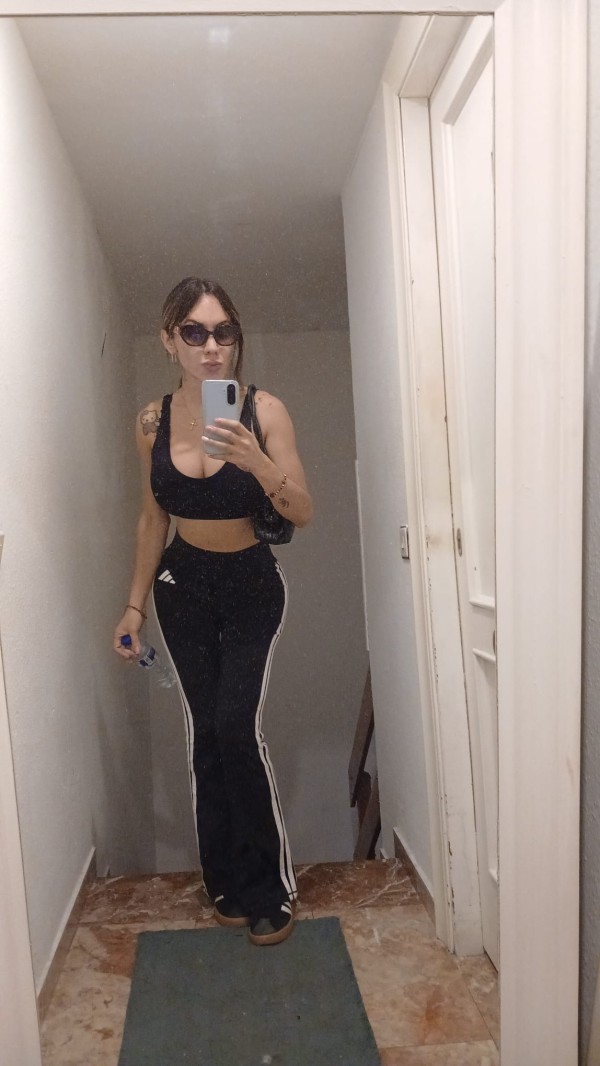 BELLISIMA TRANS JOVENCITA PERUANA RECIEN LLEGADA