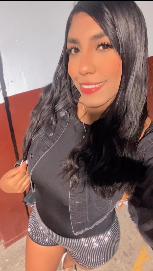 Pelinegra ideal para tus caprichos y fantasias salidas 24 h