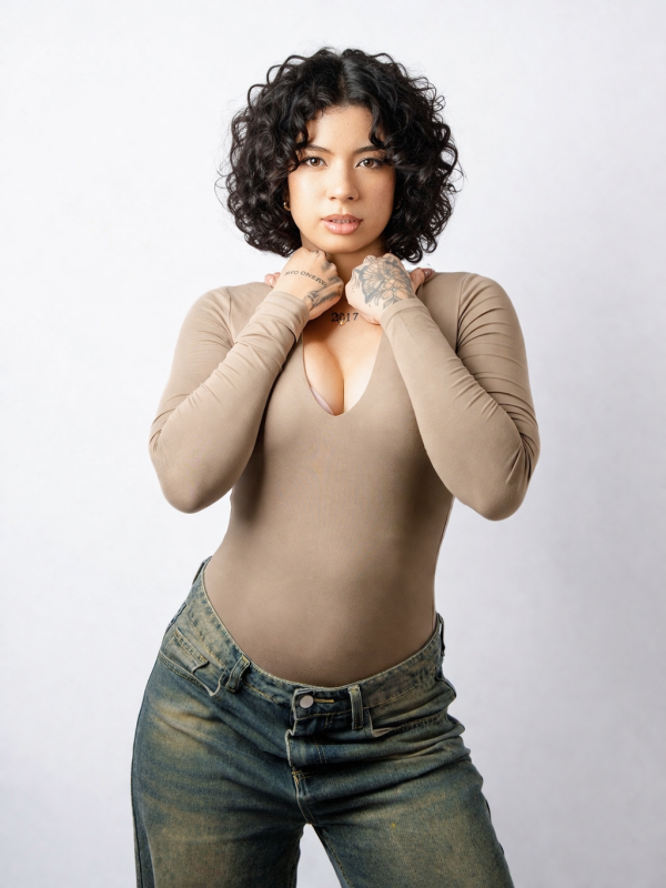 CORINA Una presencia que cautiva