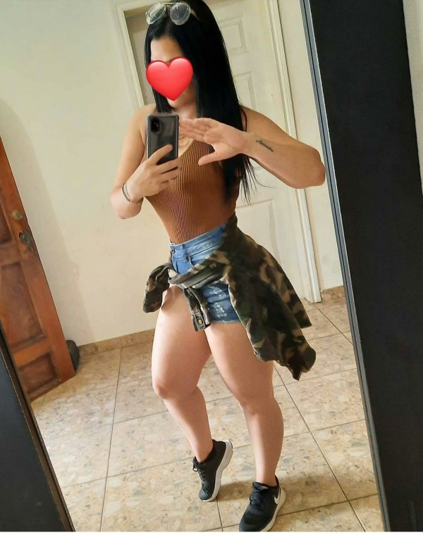 Conejito tragón y estrecho.No querras sacarla !Novedad!.