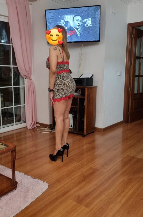 RUBIA ARDIENTE Y SENSUAL EN BADAJOZ
