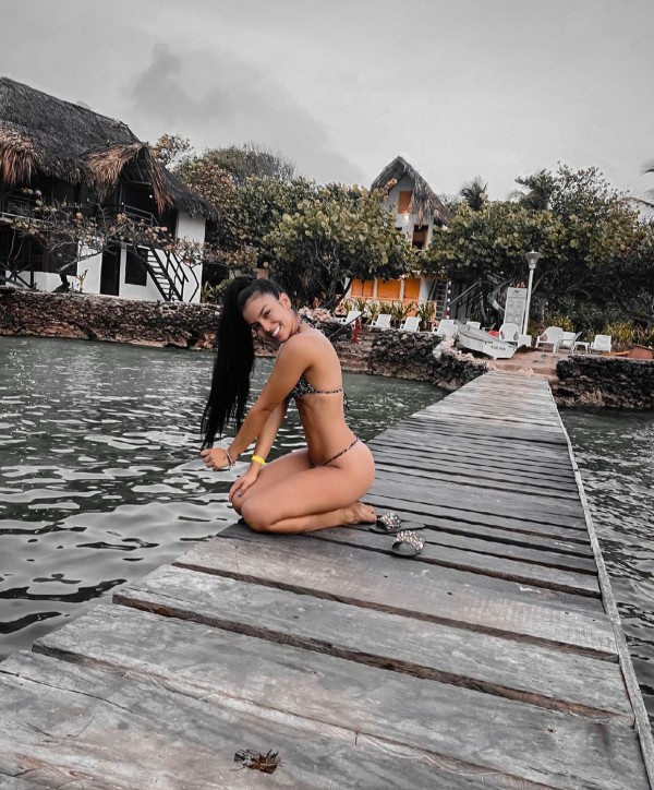 Mia colombiana muy solicitada En Barajas 24 Horas Disponible