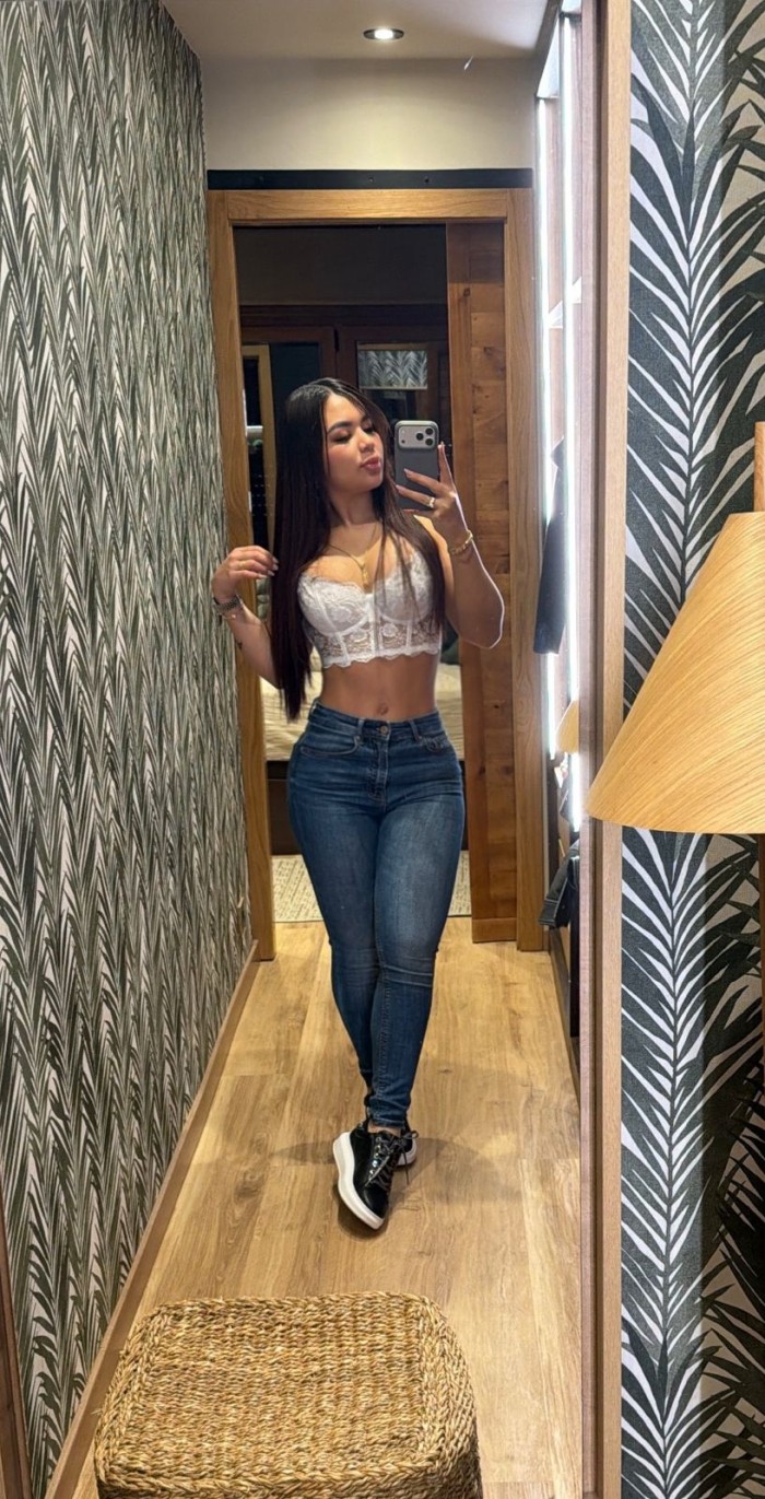RICA Y CARIÑOSA JOVENCITA