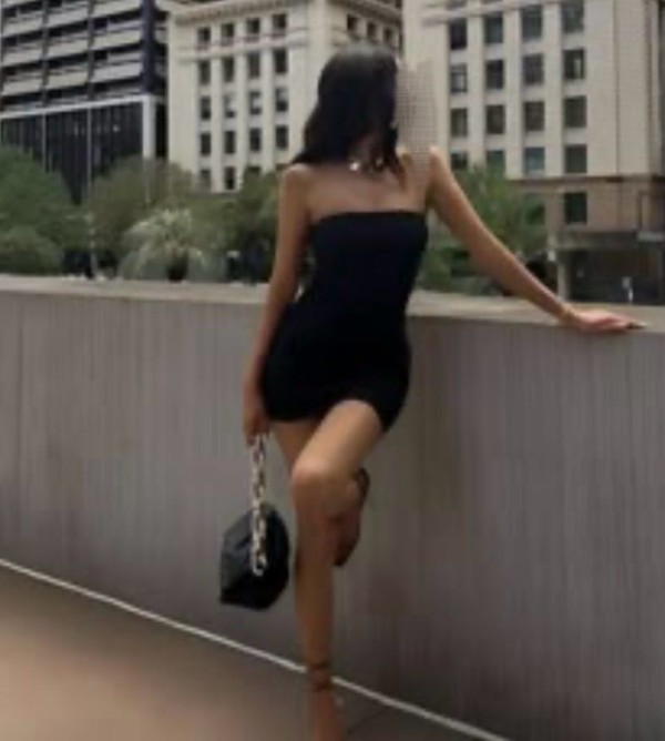 ANA . 18 años . GARGANTA PROFUNDA