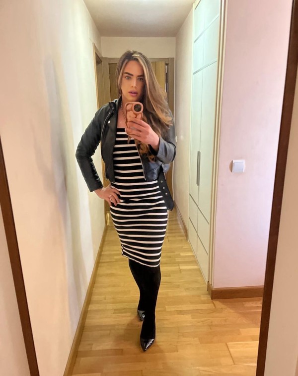 Novedad Trans Masajista Masajes Anal Testicular Erótico Relax Camilla