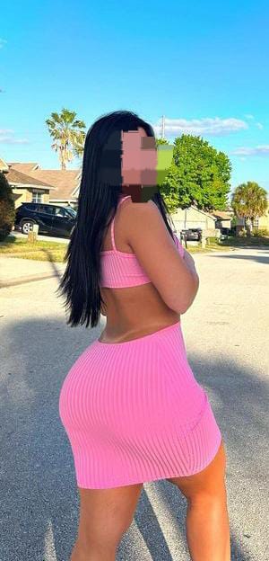 MORENA SEXI Y ENCANTADORA