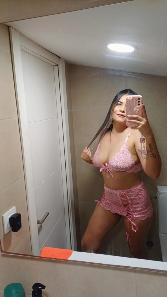 Que mujer más sexy Colombiana ardiente en vía Juli