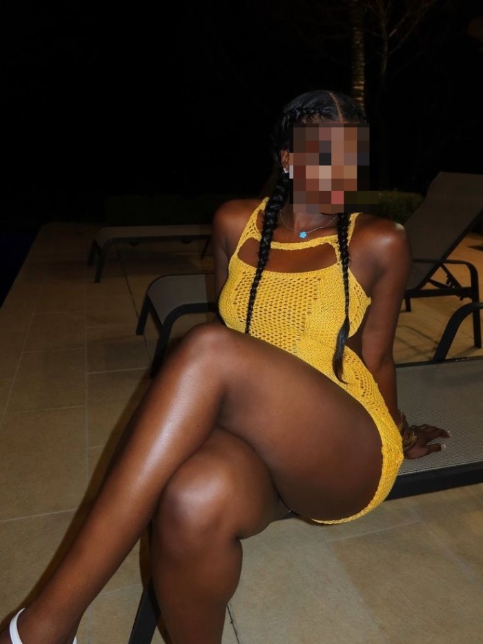 GANDIA PLAYA, UNA NEGRA SABROSA Y ENCANTADORA