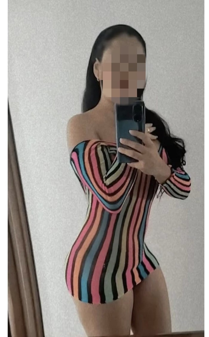 JUGUETONA CALIENTE MUY SENSUAL…SALIDAS