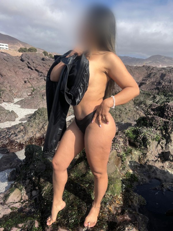 ZARAY CARIÑOSA MORBOSA VICIOSA DISCRETA FIESTERA CULAZO RICO EN HUESCA