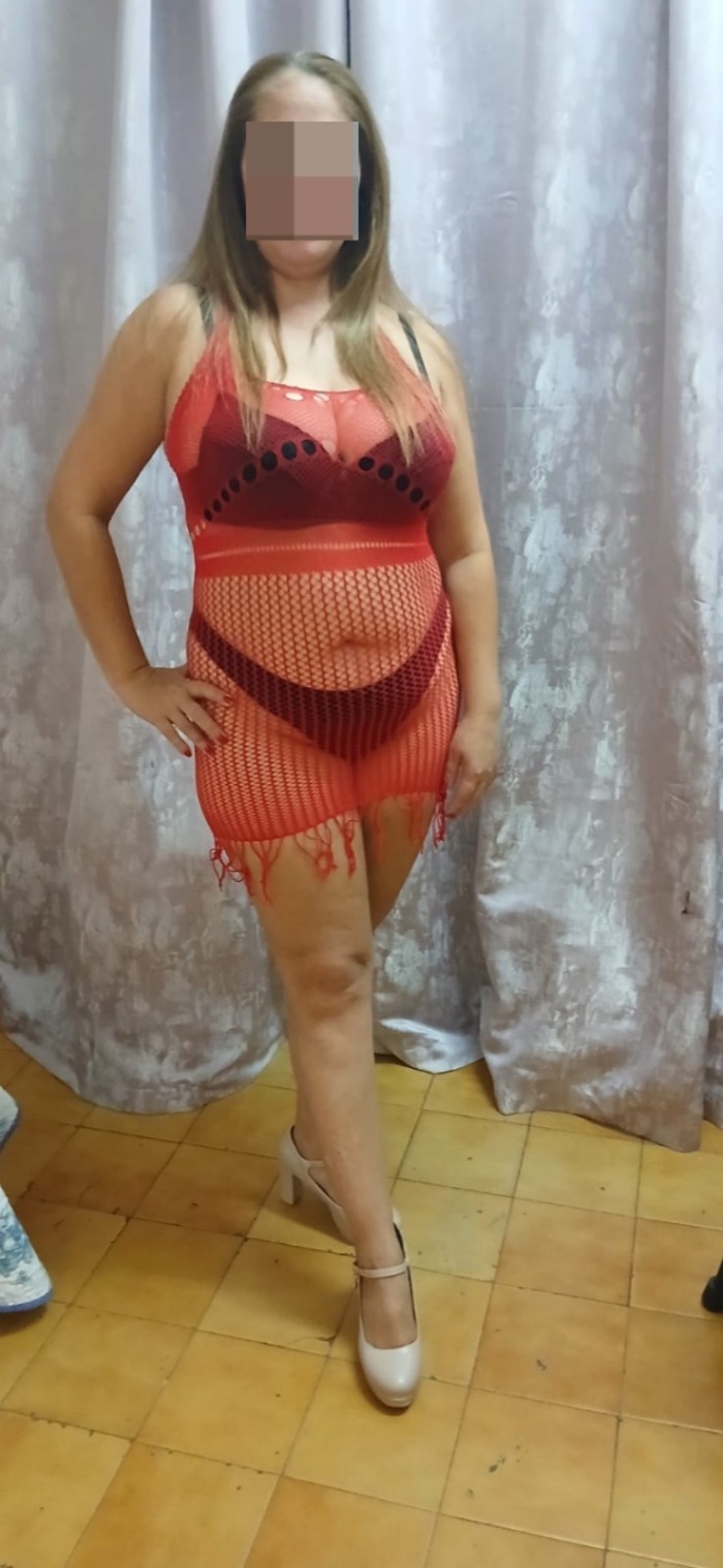 MUJER SIN LIMITES EN EL PLACER EN CALLE SAN ANDREU