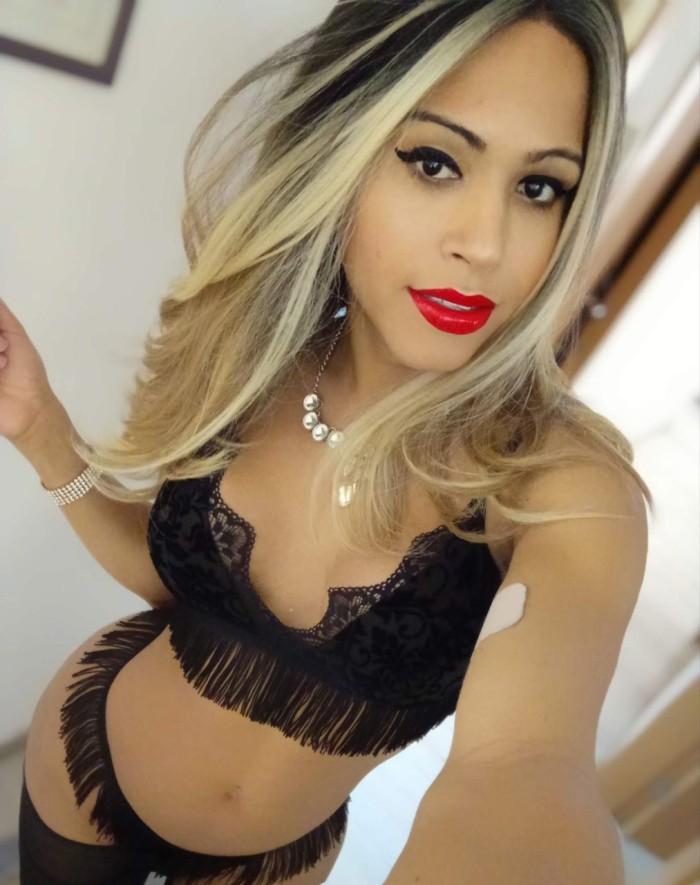 SOY NOVEDAD TRANS BRASILEÑA TALADRO HUMANO