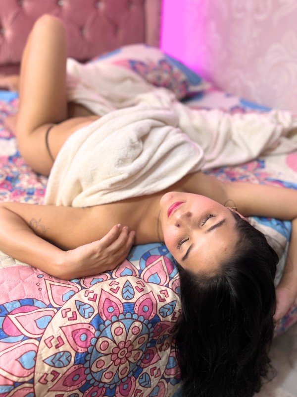 Me encanta follar y  que me des caña