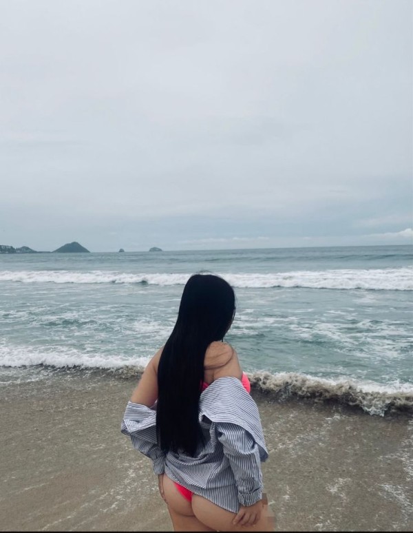 Niña , canelita caliente