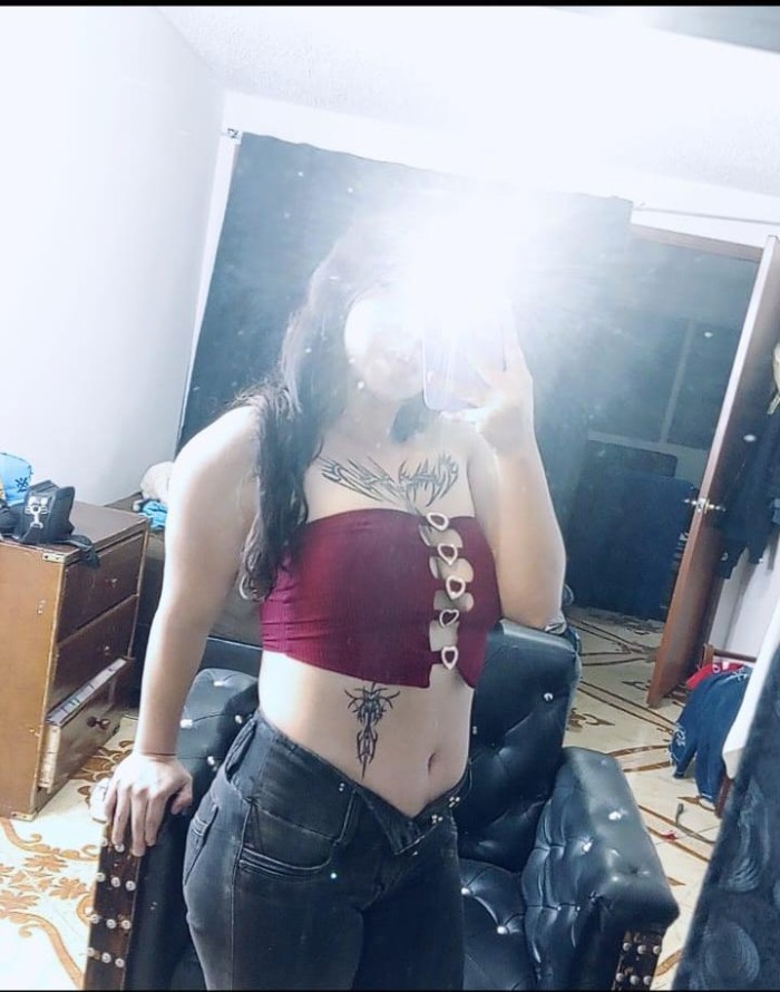 SAN ISIDRO GUAPA JOVEN LATINA CON SITIO PV