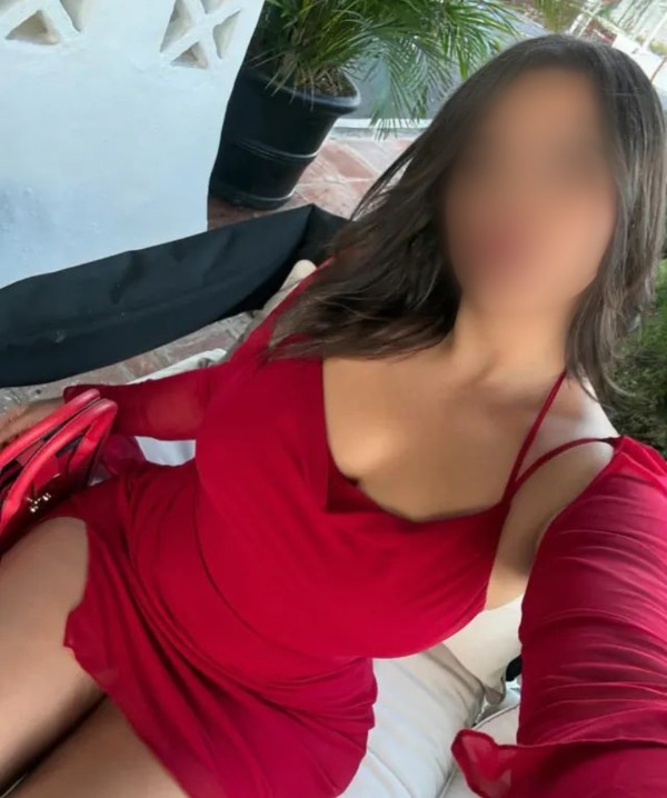 NUEVA ESTUDIANTE DE PASO FIESTERA NINFOMANA