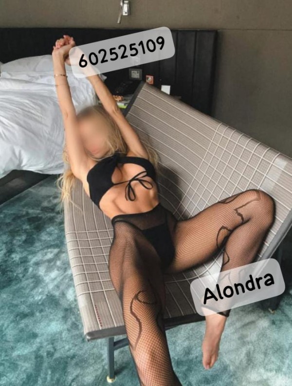 Muy sensual y exótica venezolana