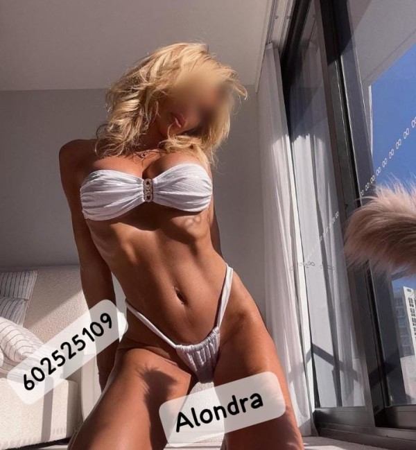 Muy sensual y exótica venezolana