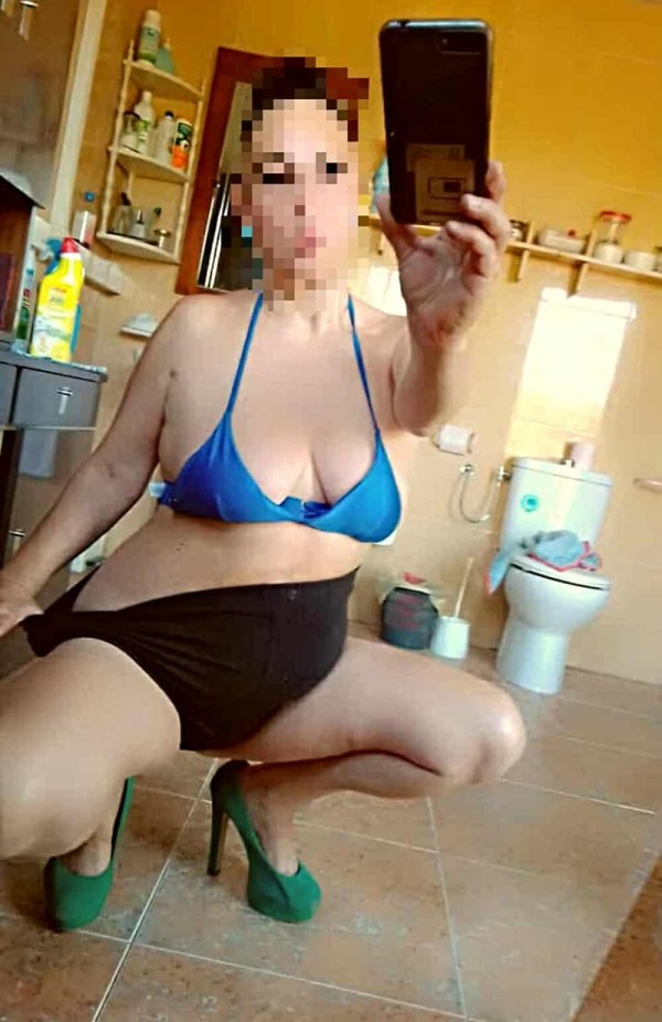 Madura española sexo depilado para virtuales.