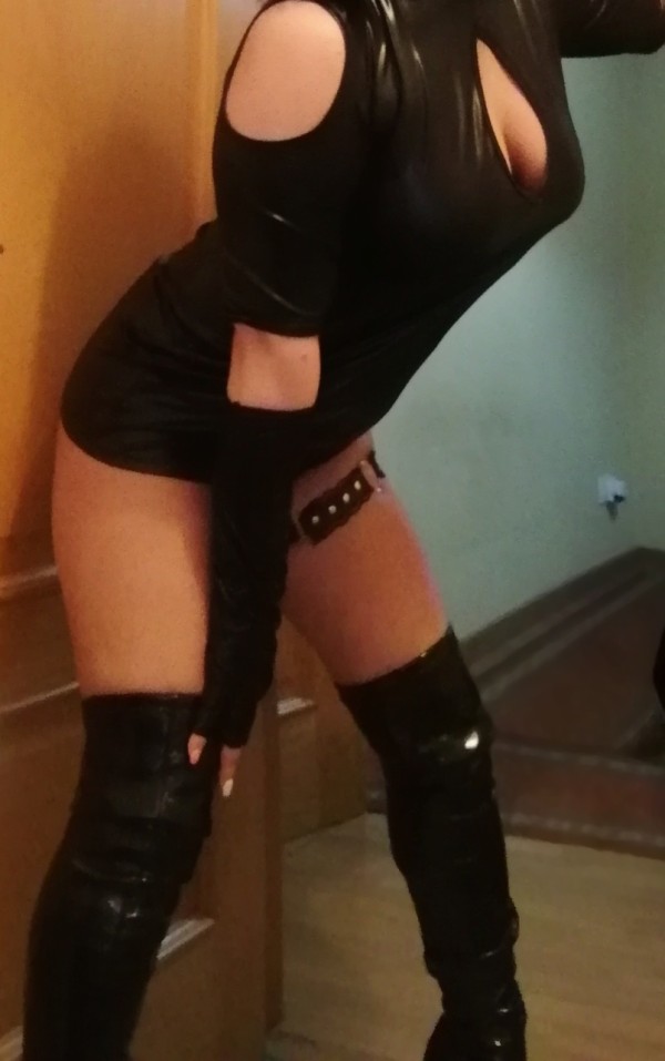 DOMINANTE-TOP MORBO-GUAPA DE CARA PERFIL REAL