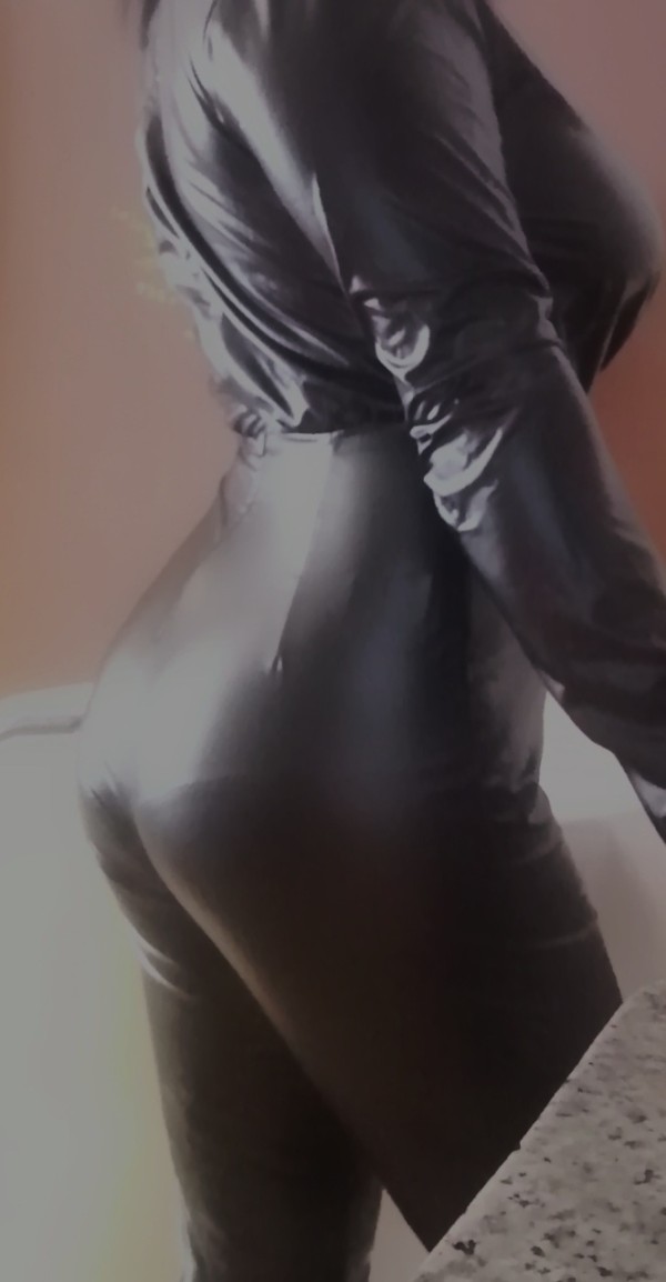 DOMINANTE-TOP MORBO-GUAPA DE CARA PERFIL REAL