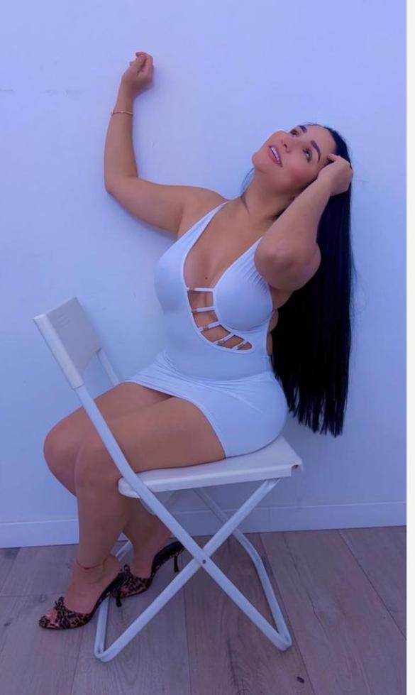 NICOL  LATINA TRAVIESA ,,,TODO UN PASTELITO