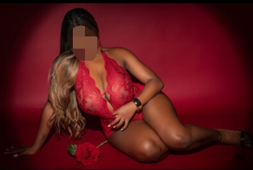 LATINA ENCANTADIRA DE CUENCA