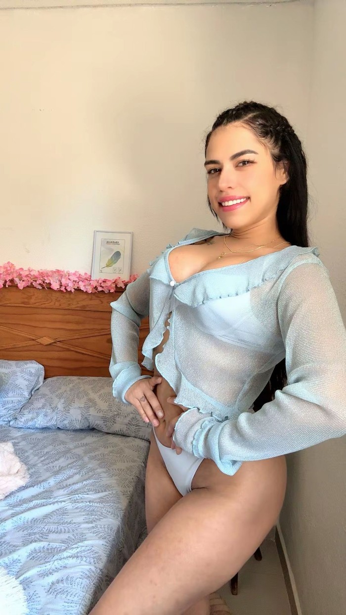 603677080 Kim una bomba de deleite y diversion!