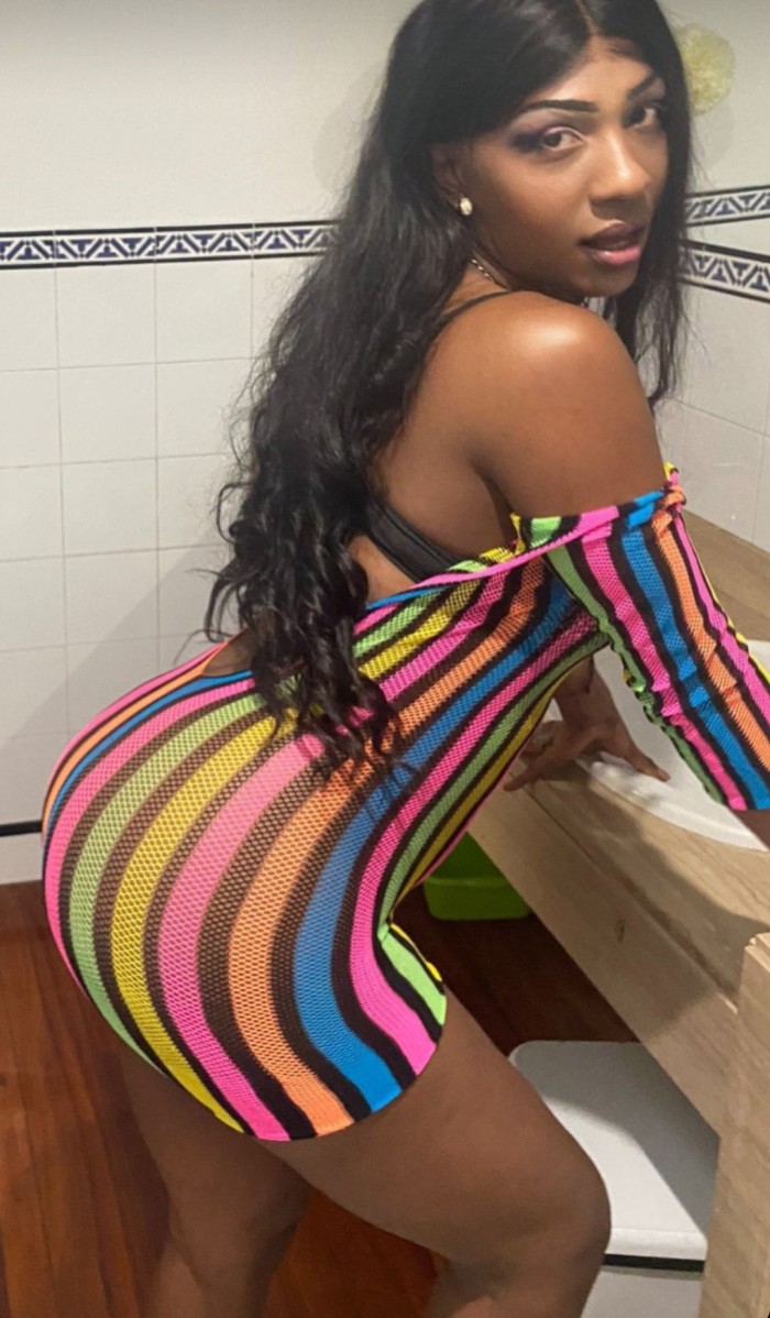 Trans brasileña muy wapa y sexy