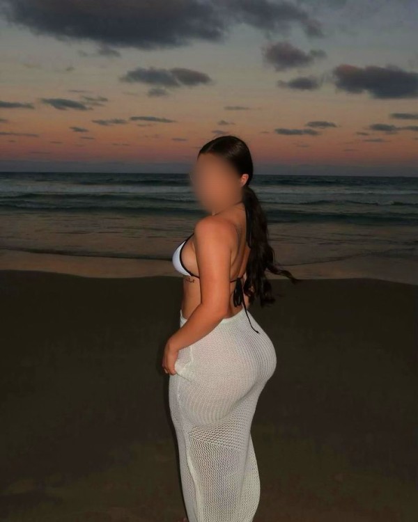 CHICA JOVEN   MUY CACHONDA Y CARIÑOSA ULTIMOS DIAS