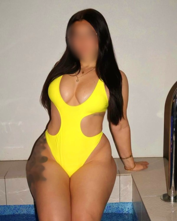 CHICA JOVEN   MUY CACHONDA Y CARIÑOSA ULTIMOS DIAS