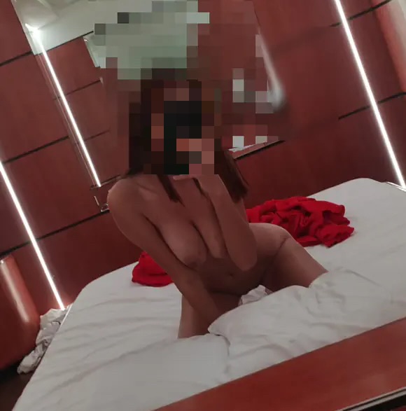 30€ DAME POLLA AHORA MADURITA VICIOSA EN LLEIDA PARTICULAR 24H
