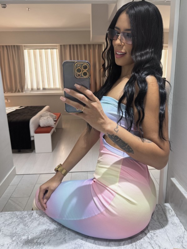 Tu fantasía hecha realidad con Valery 24/7 LEON