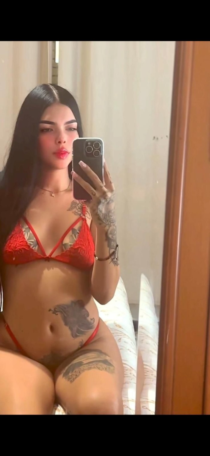 SARA sexi cachonda fiestera y cariñosa