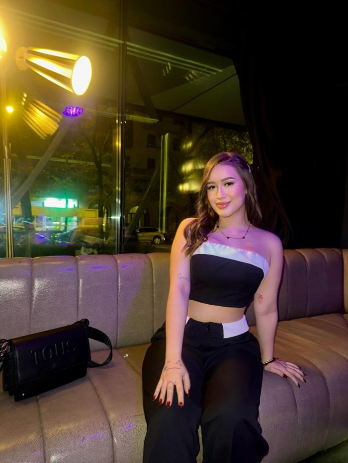 Colombiana fiestera 24 horas