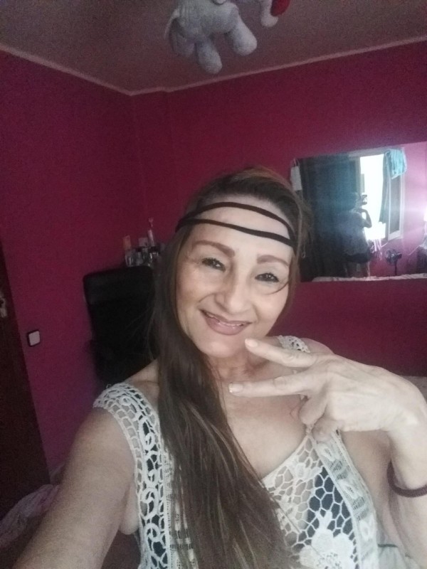 MADURITA DE 56 AÑOS DULCE Y TIERNA… ESTOY LAS 24H