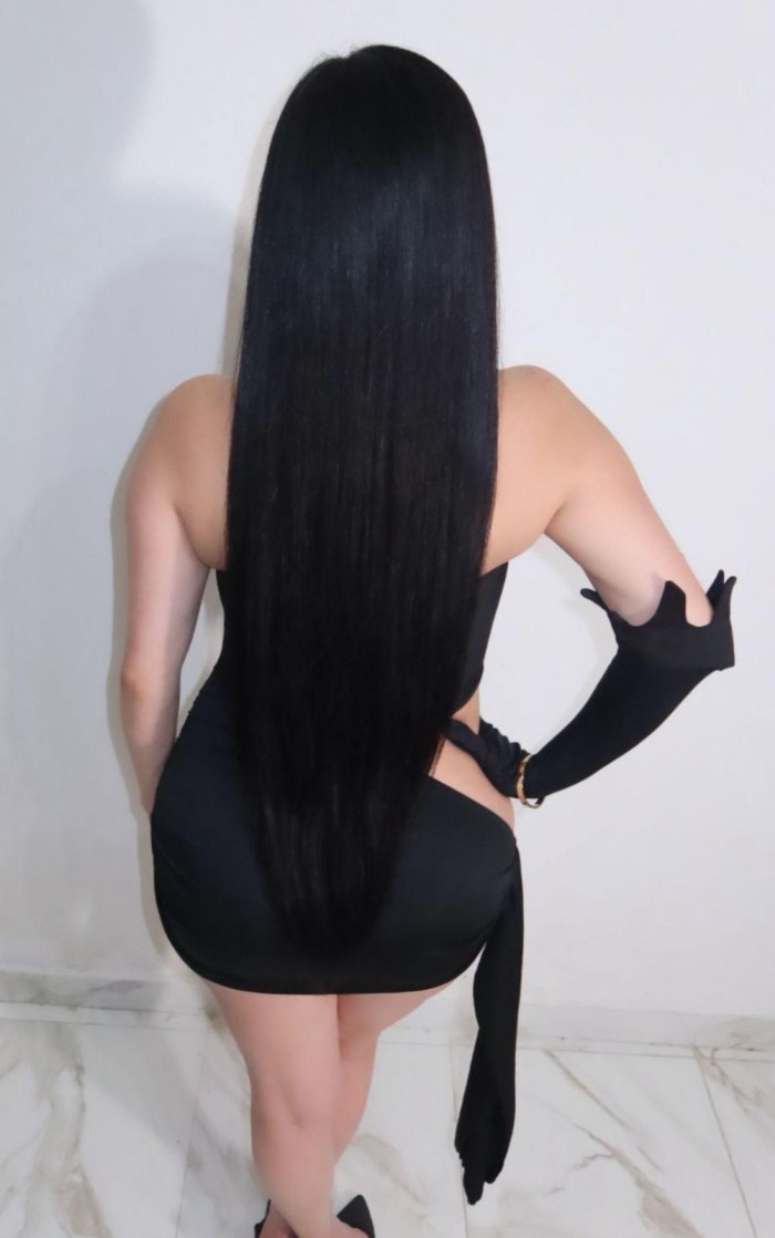 HERMOSA PELINEGRA