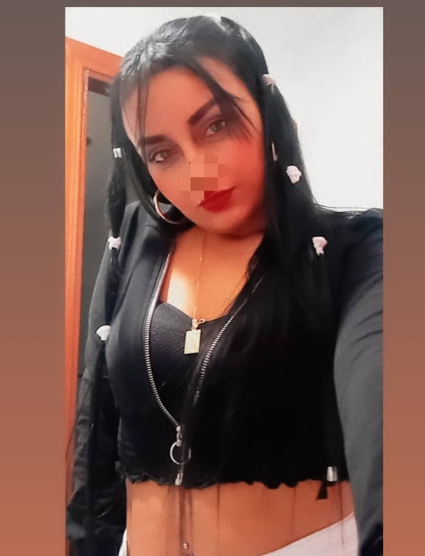 Soy tu putita adicta a tu leche