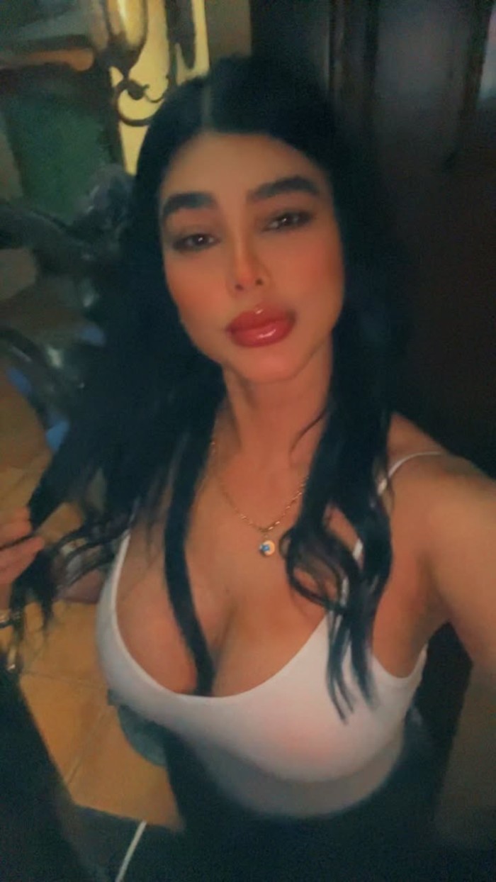 Dulce, seductora y agradable para divertirnos.