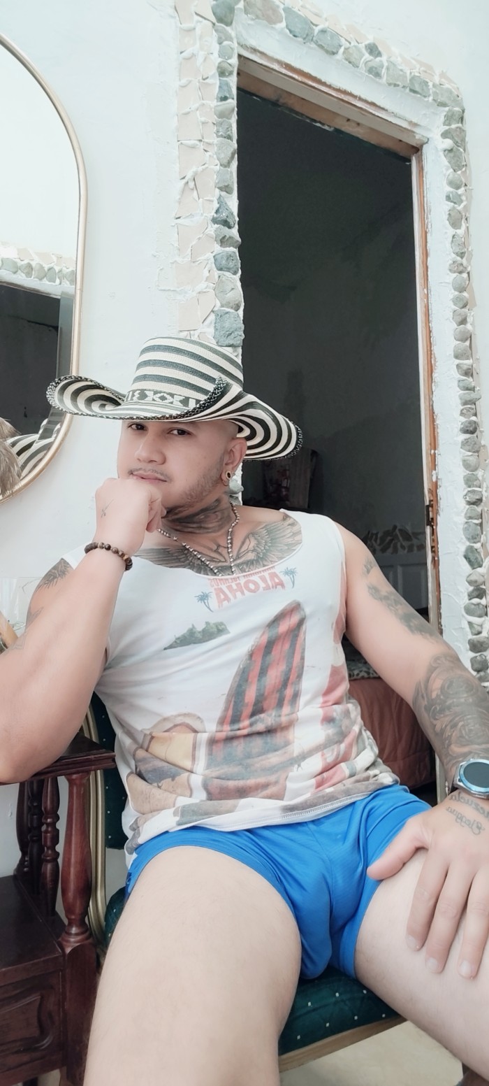 CHICO DE COMPAÑÍA VENEZOLANO X, EN LAS PALMAS X,X,