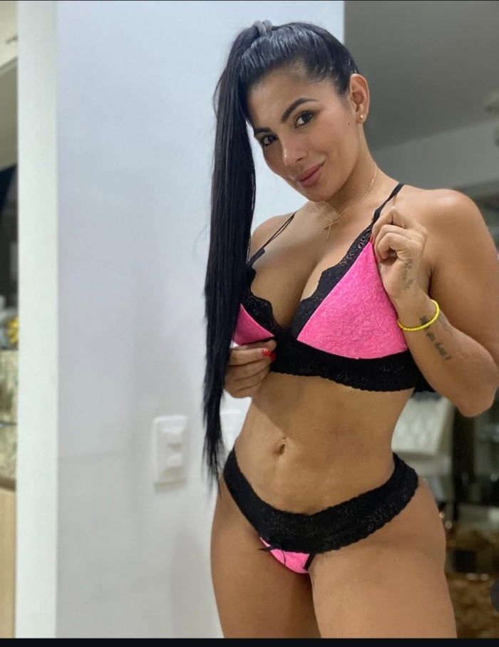 Pamela cuerpo de diosa