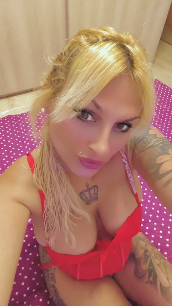 Casa victoria dúplex sexo natural BDSM ABDL Monistrol de Montserrat gallega