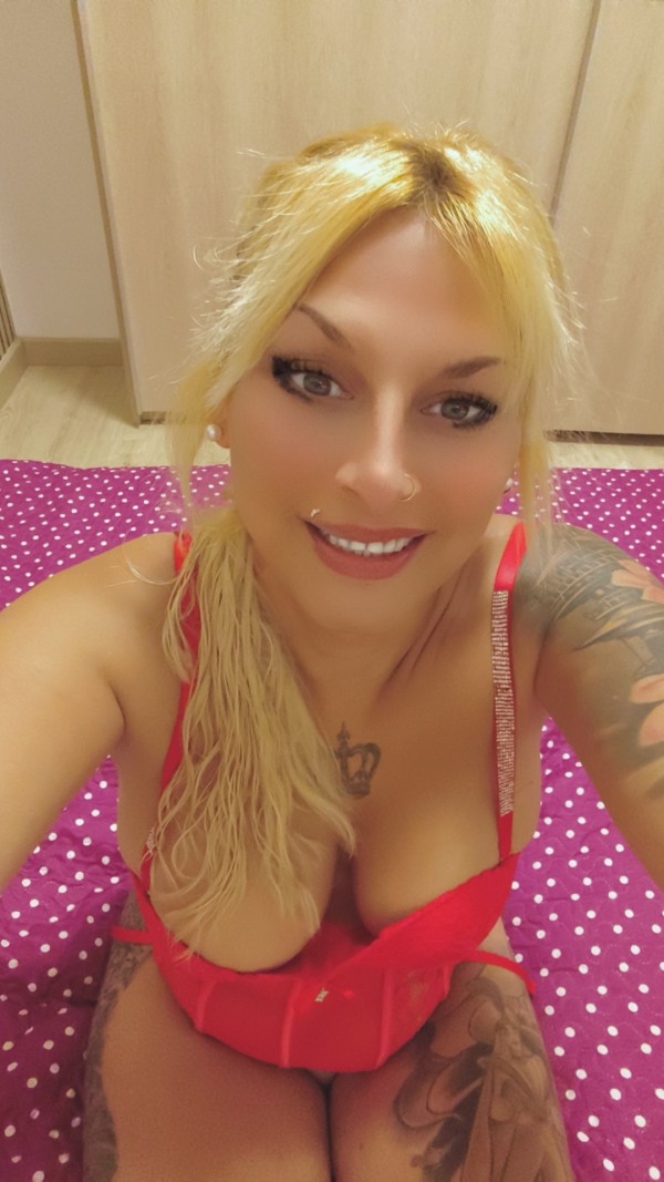 Casa victoria dúplex sexo natural BDSM ABDL Monistrol de Montserrat gallega