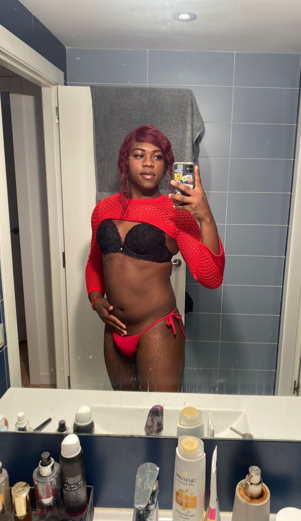 SCARLETT TRANS CACHONDA, ATREVIDA! MUY FIESTERA