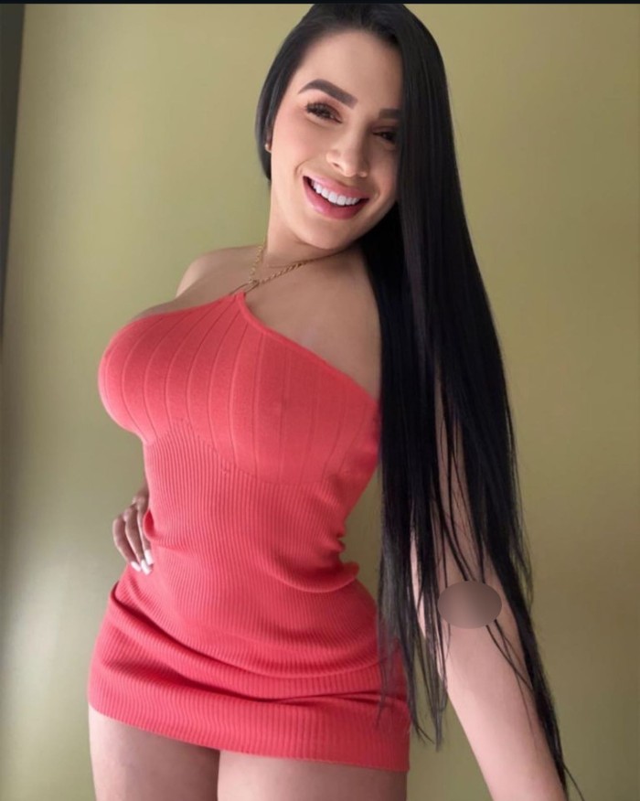 613758879 Isa  fogosa  ardiente y llena de deleite